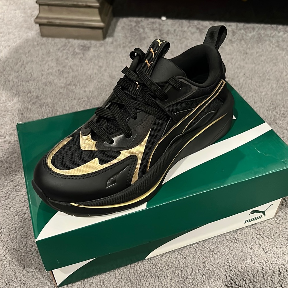 PUMA RS-Curve Glow Wn’s